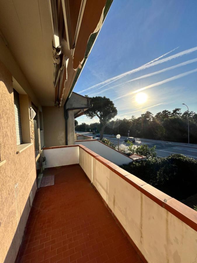 Appartamento Da Matteo 2 Tirrenia Kültér fotó